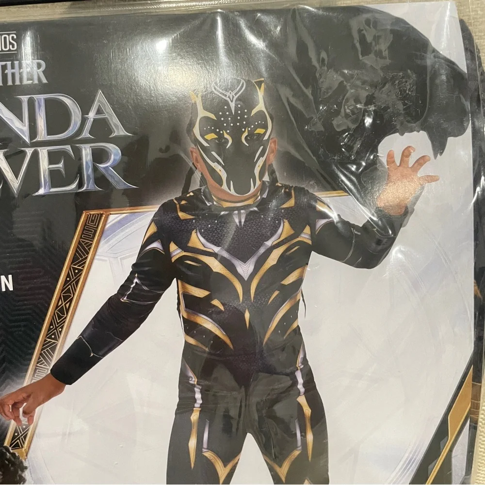 NEW Marvel Black Panther Wakanda Forever Child Costume Jumpsuit Mask Small 4-7 - Picture 3 of 8